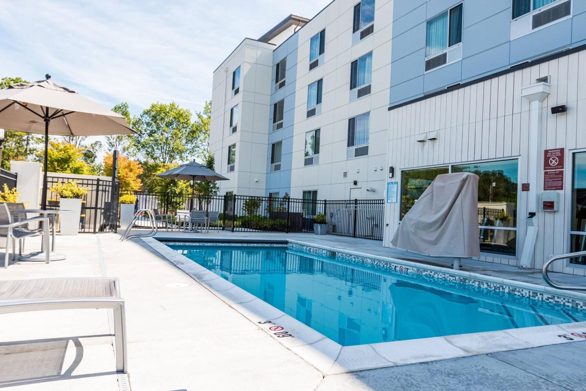 Towneplace Suites By Marriott Portland Beaverton Exterior photo
