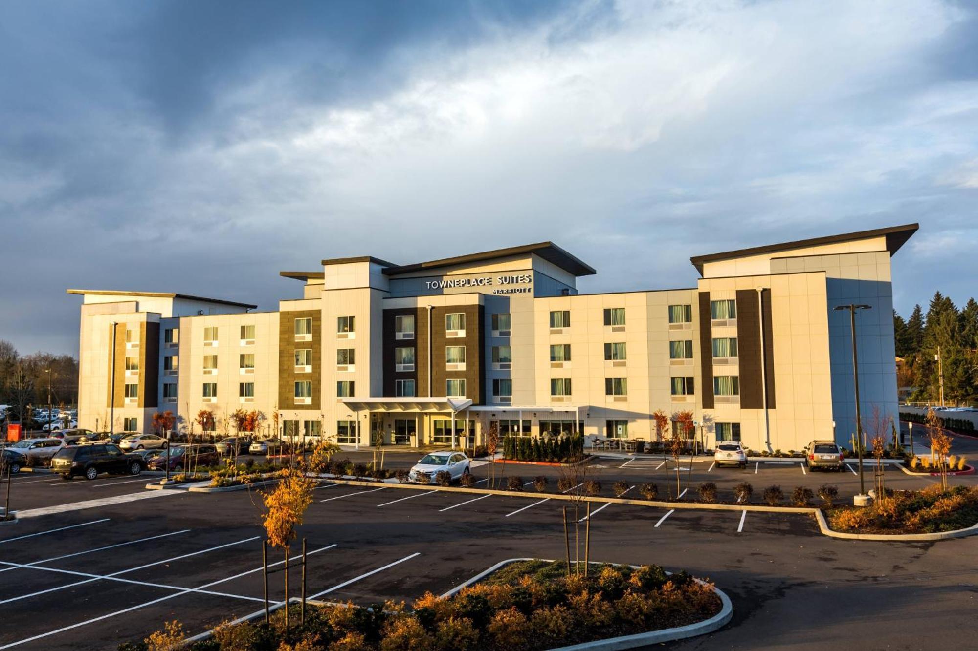 Towneplace Suites By Marriott Portland Beaverton Exterior photo